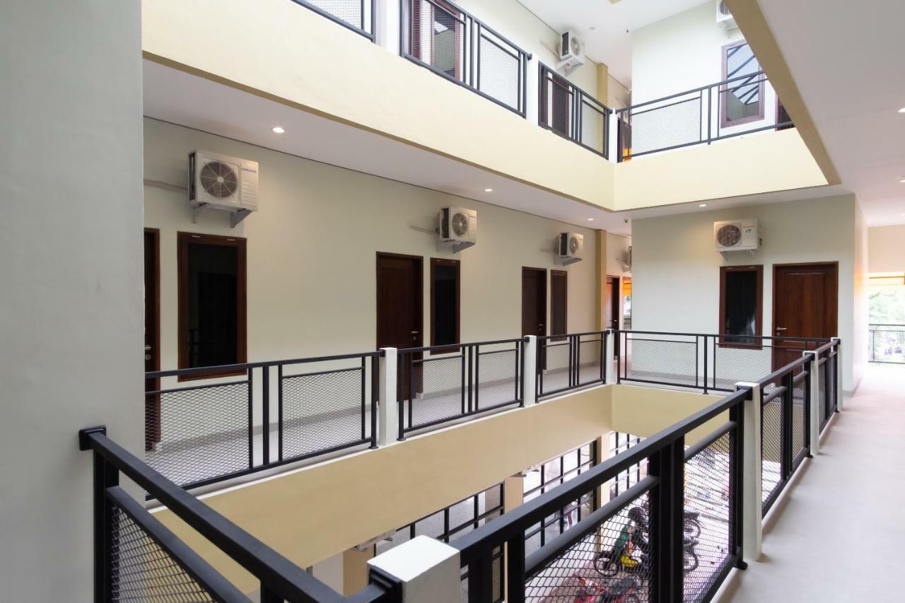Hotel Oyo 1185 Bukit Toedjoeh Syariah Medan